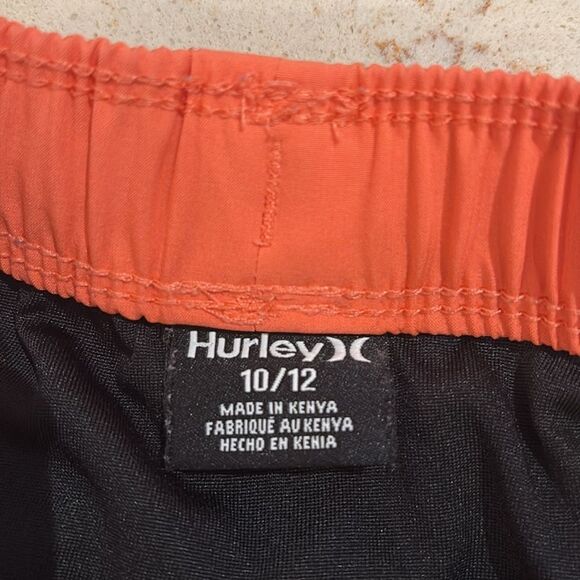 Hurley Black and Pink Board Shorts Tropical Design SZ 10/12
Neon orange and pink - Picture 8 of 11